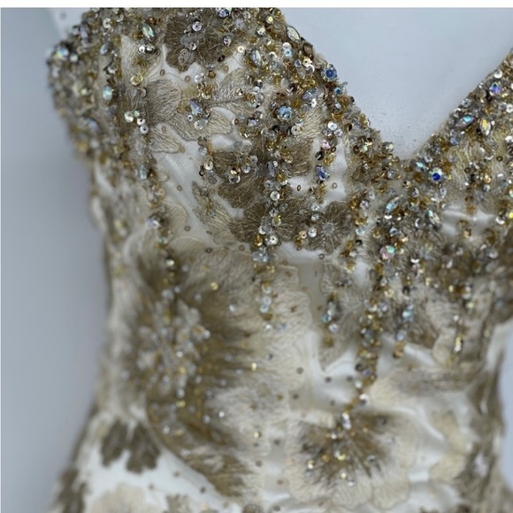 Mac Duggal strapless corset back prom gown - Picture 5 of 16